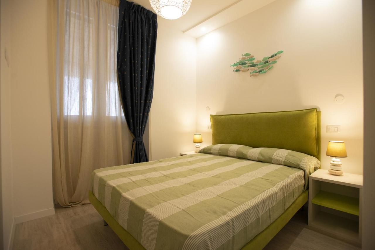 Appartamento Roberto House Fertilia Exteriör bild